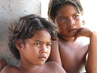 Children on the island of Fais, Yap